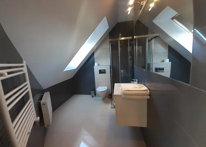 Trawers Frühstückspension 3*